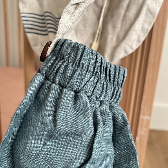 Slice (EUC) | girls linen apron pinafore dress - Picture 4 of 9